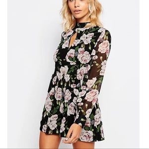 Nwot ASOS Fashion Union Keyhole Floral Long Sleeve Romper